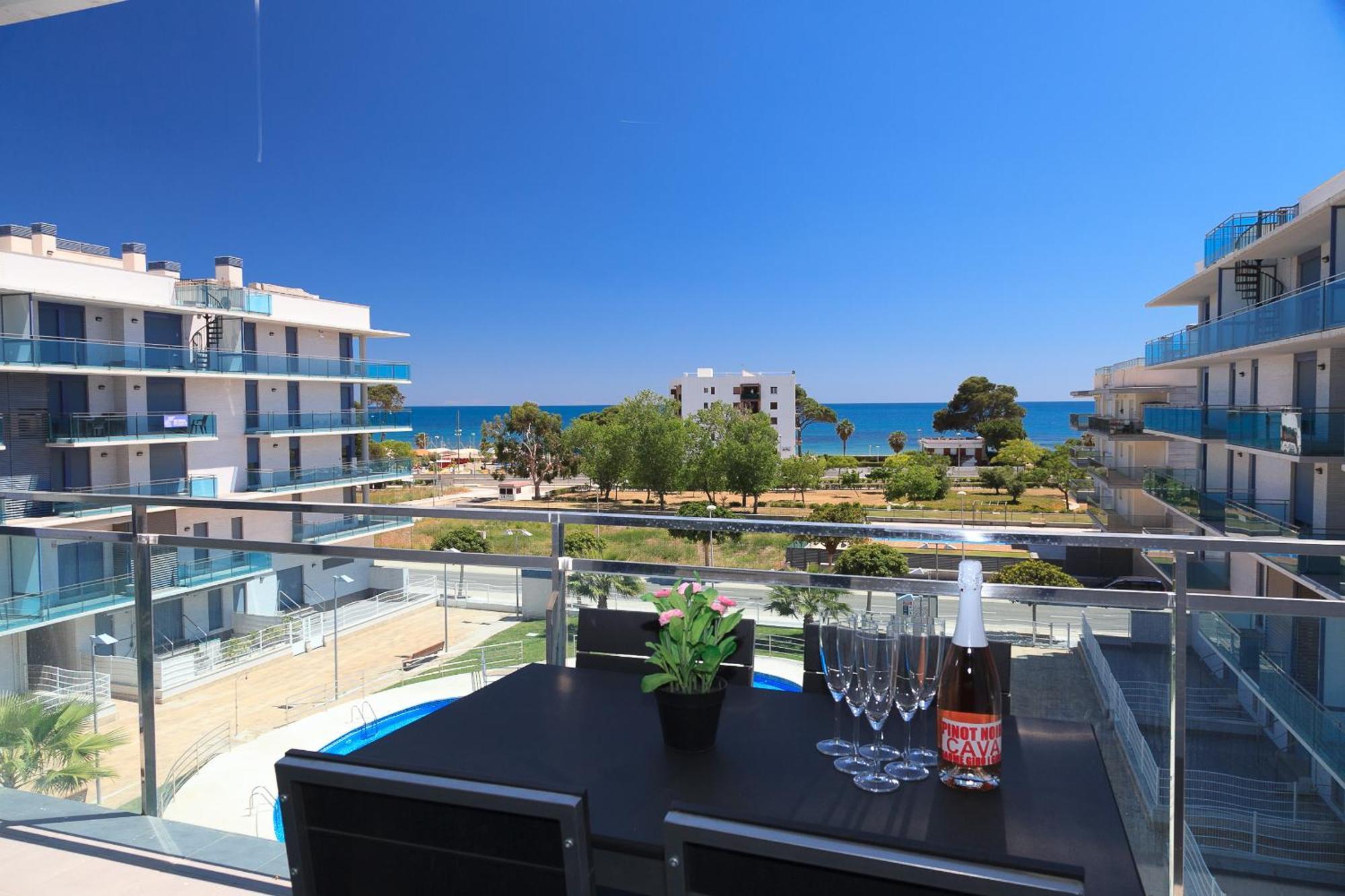 Uhc Mar Augusta Family Complex Apartment Cambrils Exterior photo