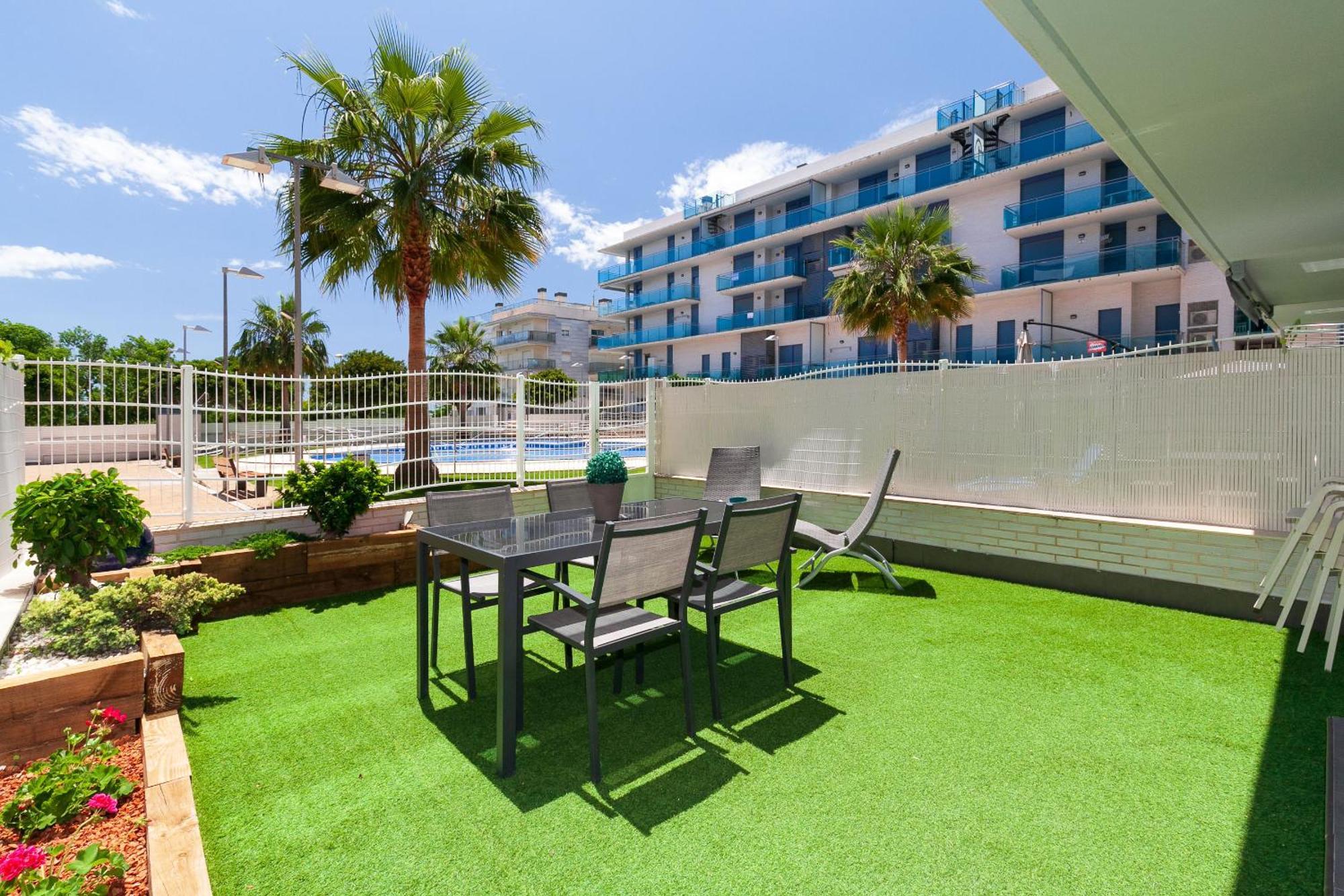 Uhc Mar Augusta Family Complex Apartment Cambrils Exterior photo