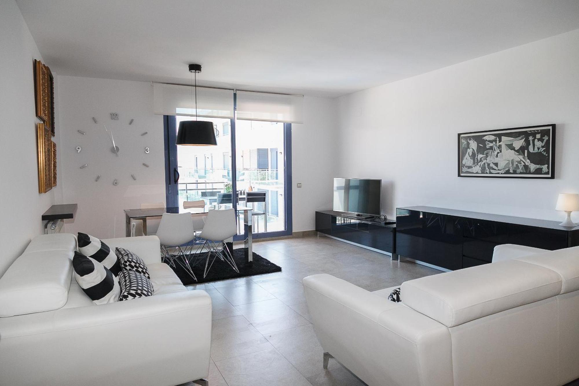 Uhc Mar Augusta Family Complex Apartment Cambrils Room photo